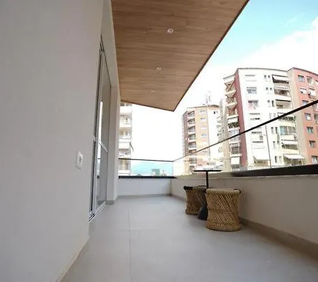 Golden Space 1 Apartman *