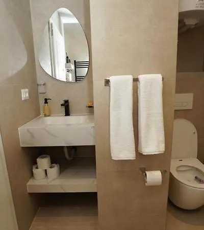 Golden Space 1 Apartman Kashari
